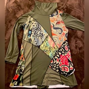 Misslook top size large